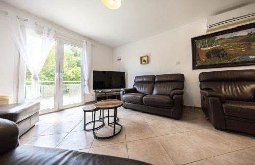 Grand Gîte Nature à Jezainville - Clim, Jardin Privé & Terrasse - 7 lits - Foto 17