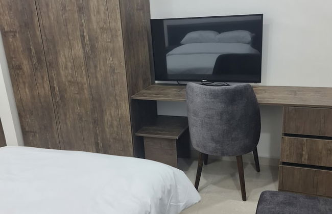 Royal House - Photo 6