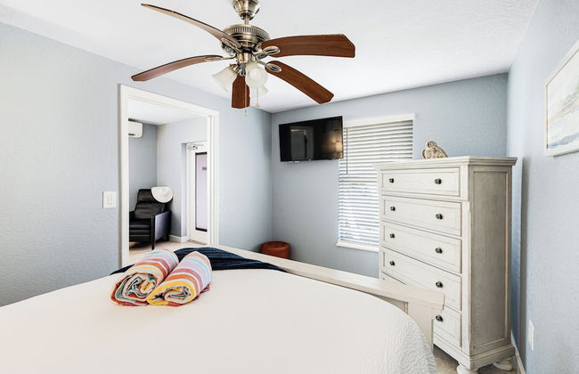 Tropical Beach Resorts - Photo 41