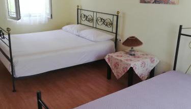 North Evia Evanthia Greece - Foto 1