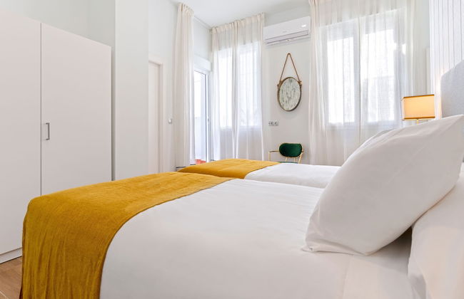 Genteel Home Recaredo - Photo 29