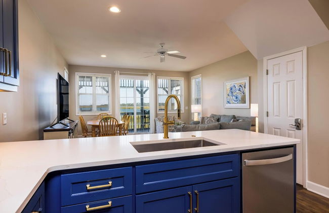 Charleston-style Row House Featured on Hgtv w/ Wifi & Creek Views - Photo 35