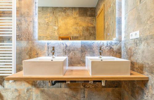 Blau Mar, 5 bedroom beach villa with private pool Miami Playa Costa Dorada 100m from the beach - Foto 11