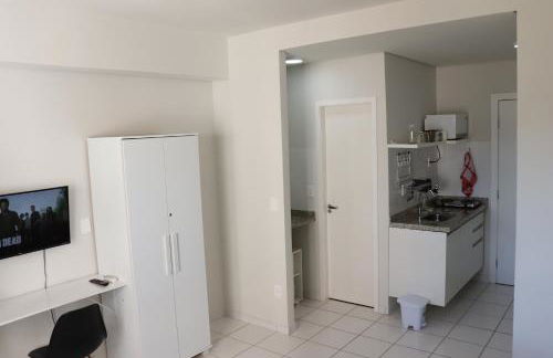 Flat com Wifi, Pisicina e Estacionamento - Foto 14