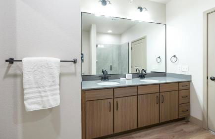 Landing Incredible 1BD Gym Clubhouse - Foto 27