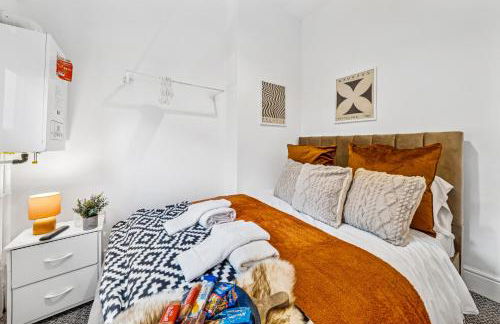 Clover House Stunning Cosy Cottage 3BR By AltoLuxo Short Lets & Serviced Accommodation With Free WiFi & Parking - Foto 4