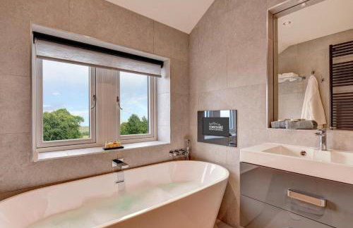 3 Bed in Harmby oc-ds300 - Photo 4