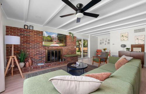 The Bauhaus - 4BR,3BA ,Families , Ample Parking - Foto 1