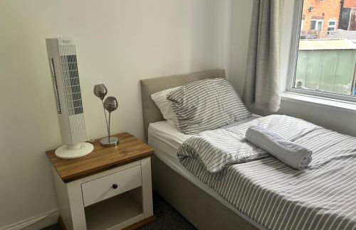 Beautiful Family-Friends 3 Bedroom Cosy Home Birmingham - Foto 31
