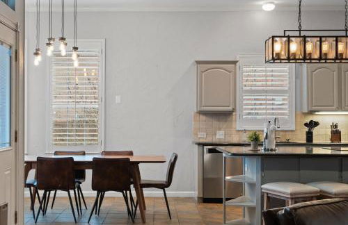 Heated Pool PoolTable HotTub Sleeps 16 Renovated - Foto 15