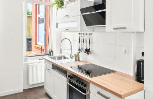 Salz&Wind Modernes Apartment in Kiel zentral & 24h Selbst Check In - Foto 1