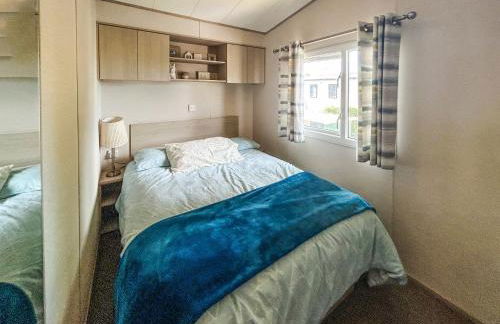 The Bolt Hole - Photo 9