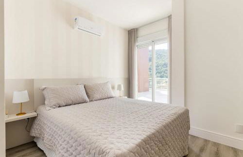 Cobertura em Resort Pé na Areia com Piscina Hidro - Foto 29