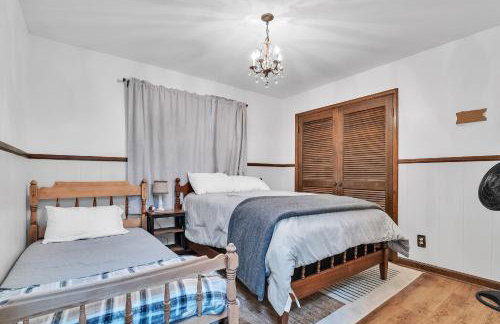 Lakefront Escape on Lake Hudson cabin - Foto 15