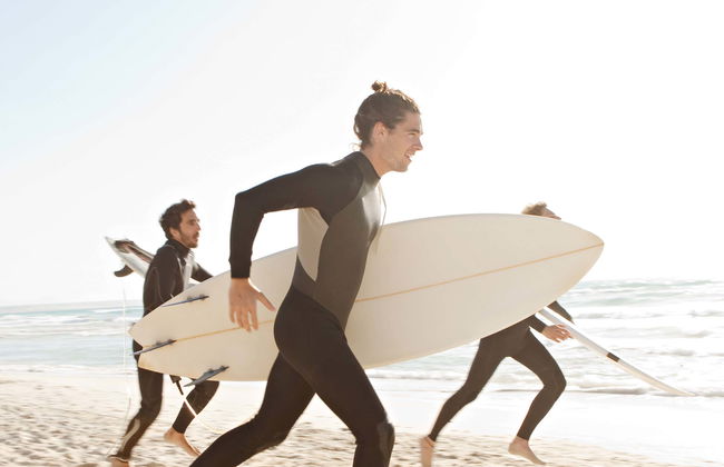 Galé Beach Surf School - Photo 1