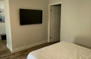 Three Bedroom Cottage in Ft Lauderdale - Foto 77