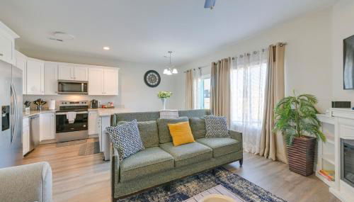 5 Mi to Charlotte Motor Speedway Cozy Townhome - Foto 5