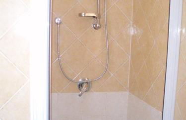 Modern 1 bed Apartment Sleep 3 sea View Only 700mt From sea - Foto 12