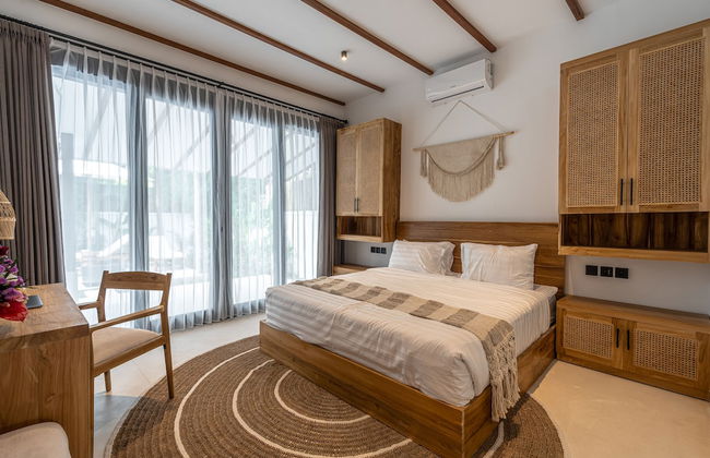 Udara by EVDEkimi - Spacious 4BR Pool villa with Lush garden at Artistic Center of Ubud - Foto 15