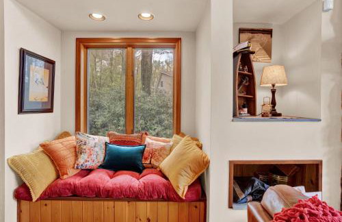 Lakefront Family Home, Kayaks, Hot Tub, Fireplace - Foto 14