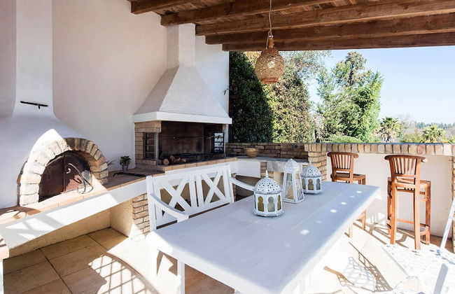 Villa Noulia With 4 Bedrooms and 2 Bathrooms - Photo 46