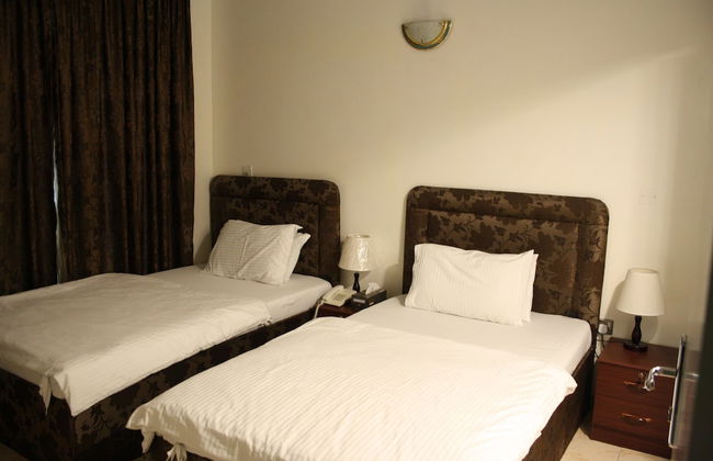 Sky Hotel Apartments - Foto 7