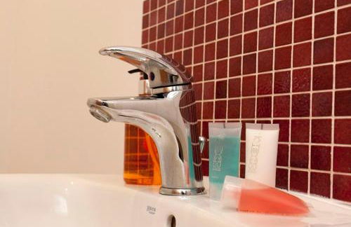 Lace Market Apartments - City Centre - 4 Beds Apartment with 2 Bathrooms and full Kitchen in George Street - close to Victoria Centre Shopping Centre - Parking for Cars & Vans from Five Pounds a Day - Sunday 1pm Check-out - Foto 44