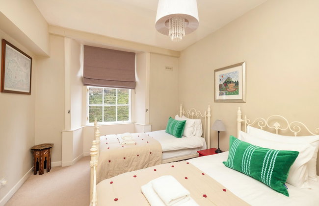 JOIVY Chic and Spacious House at the Heart of the City - Foto 17