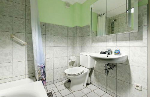 Cottage near centrum, paradise - Photo 20