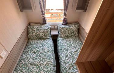 3-Bedroom Swift Caravan - Located in Uddingston, Glasgow at Maryville Caravan Site - Photo 19