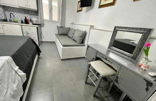 Mykonos Secret Spot - Photo 11