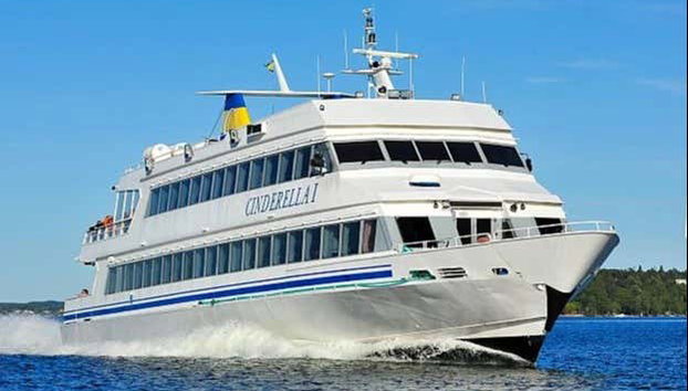Ferry para a ilha Grinda - Foto 3, Navegando pelo Báltico até Grinda