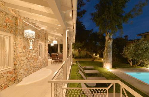 Lagonisi luxurious residence Ruby's Pool Villa - Foto 26