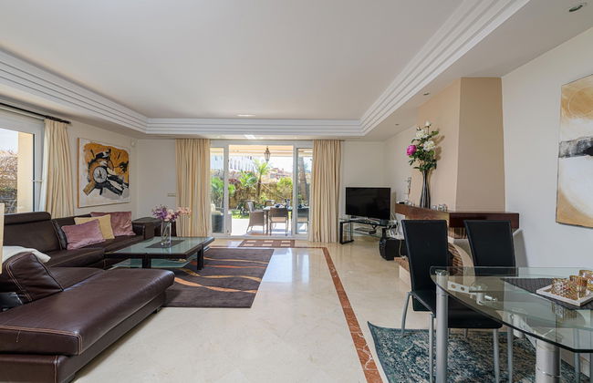 Villa Riviera in Urbanizaci n Riviera Sol - Photo 12