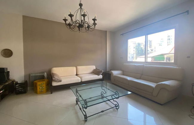 Stunning 2-bed Apartment in Achrafieh Beirut - Photo 1