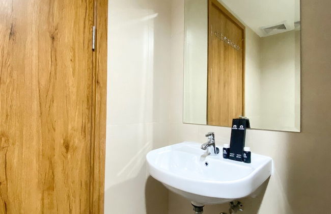 Well Furnished and Cozy Studio at LRT City Jatibening Apartment - Photo 17