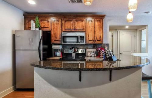 Amazing Locale 2KingBR 1BTH - Photo 17