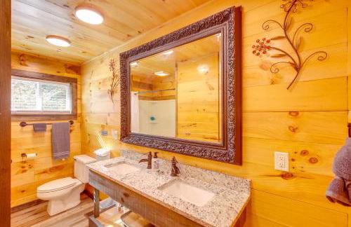 Pet-Friendly Chattanooga Cabin with Hot Tub and Kayaks - Foto 13