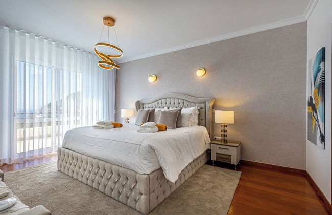 Luxury Villa With Private Heated Pool, Garden and Views of the sea and Mountains - Foto 7