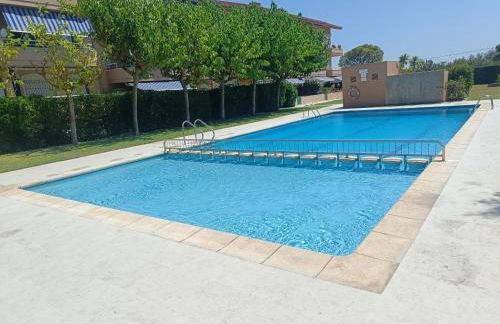 Cozy apartment with pool close to beach & nature - Foto 1