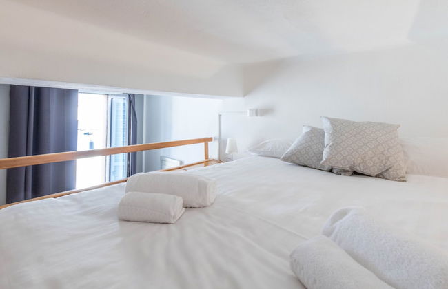 JOIVY Splendid Flat In Perfect Centre - Photo 3