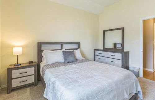 Luxury Home with Gourmet Kitchen - 3 Miles to A&M, Sleeps 14 - Foto 24