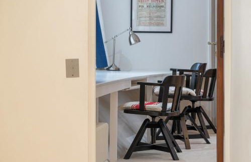 Charming houseboat featuring a sauna - Photo 14