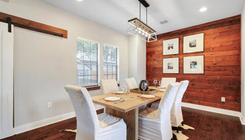 Getaway Near River Walk DT Yard BBQ Pet Games - Foto 5