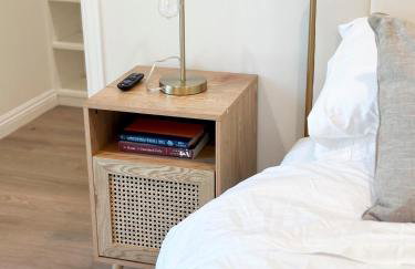 Charming Encino Retreat with Pool - Foto 35