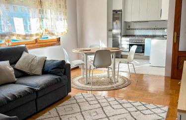 Moreda 48 - 2 Hab y 2 Baños - Garaje y Wifi - VUT-4961-AS - Foto 1