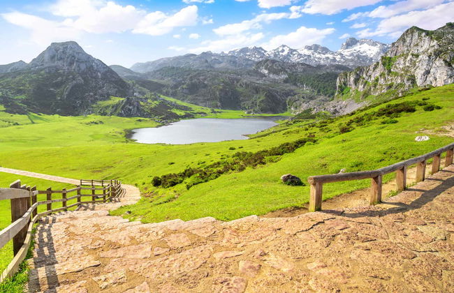 Escursione ai laghi di Covadonga, Cangas de Onís e Lastres - Foto 2