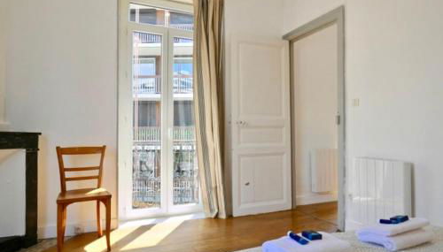 Bel appartement hausmannien à Montpellier - Foto 3