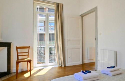 Bel appartement hausmannien à Montpellier - Photo 3