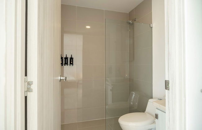 w Comfy 2BR w Ocean View and Pool in CTG - Foto 19